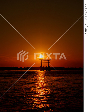 弁天島海浜公園の夕景 弁天島海浜公園の夕景 83752477