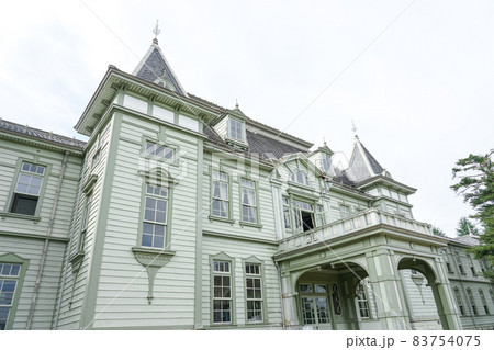 旧米沢高等工業学校本館（山形県米沢市） 83754075