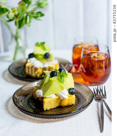 クラウンメロンケーキ 83755236