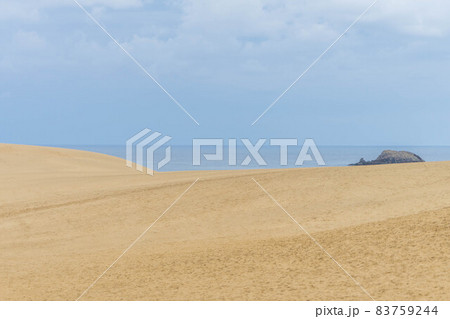鳥取砂丘 83759244