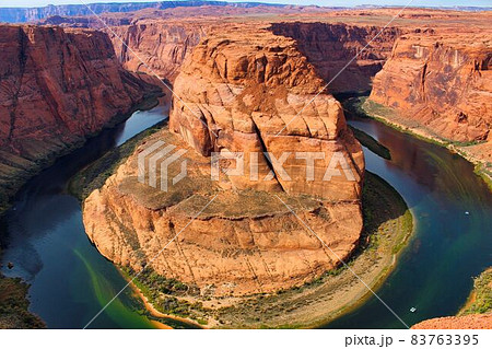 自然が創った馬蹄型の絶景 自然が創った馬蹄型の絶景 83763395