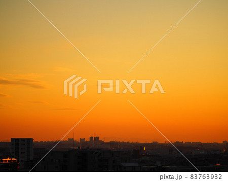 夕暮れの空 夕暮れの空 83763932