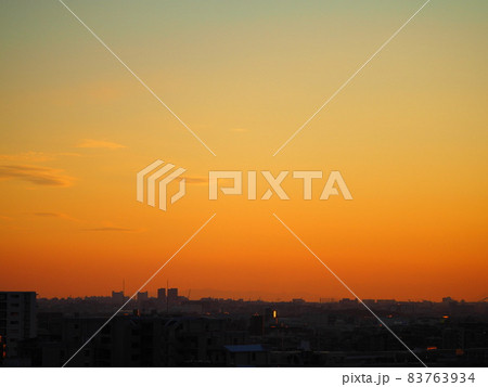 夕暮れの空 夕暮れの空 83763934