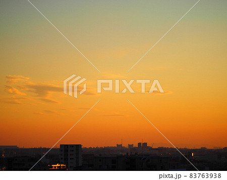 夕暮れの空 夕暮れの空 83763938