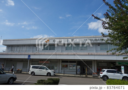 中央本線　中津川駅舎 83764071