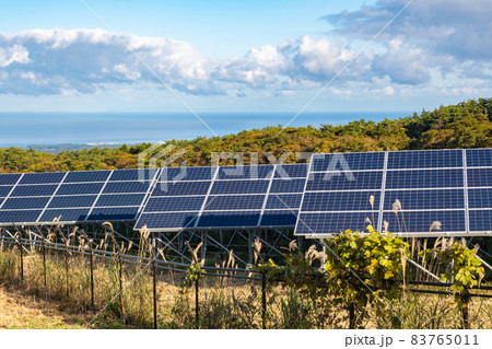 【再生可能エネルギー】太陽光パネル　太陽光発電 83765011