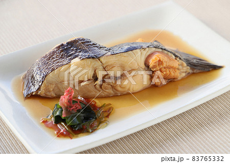 子持ちカレイの煮付け 子持ちカレイの煮付け 83765332
