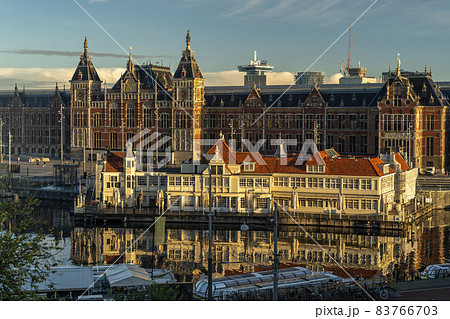 amsterdam central station at sunrise 83766703