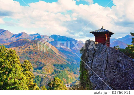 紅葉の山寺立石寺 紅葉の山寺立石寺 83766911