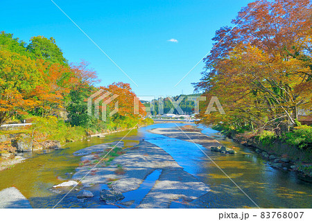 東京都あきる野市　秋川の渓流 83768007