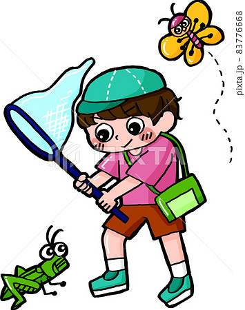 バッタやちょうちょを捕まえようとしている子ども 83776668