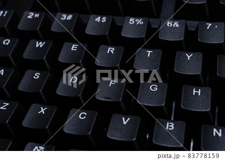 【パソコン】キーボード・入力イメージ【事務】 【パソコン】キーボード・入力イメージ【事務】 83778159