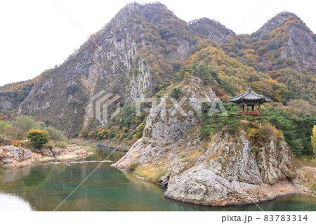 風景 山 川 83783314