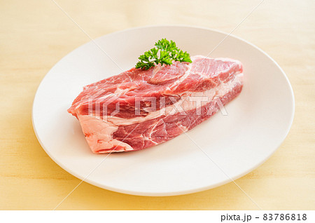 豚肩ロースブロック肉 83786818