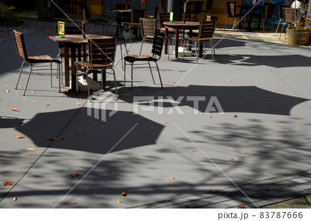 秋のレストランテラス席 軽井沢 秋のレストランテラス席 軽井沢 83787666