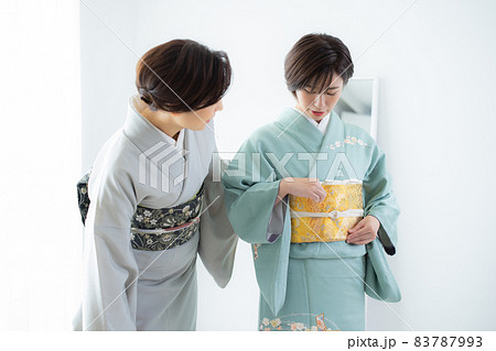 着付け　着物 83787993