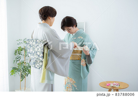 着付け　着物 83788006