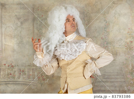 Man dressed in baroque style clothes 83793386