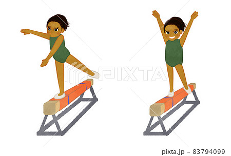 ジムナスティック平均台を歩く少女　ヒスパニック系Ver 83794099