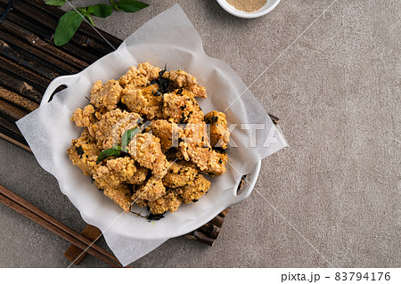 フライドチキン からあげ 鶏の唐揚 83794176