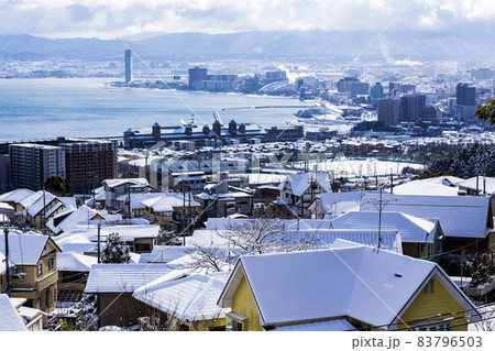 雪の大津市 83796503