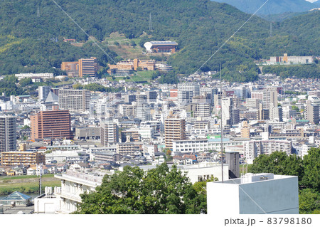 広島見立山から眺めた安佐南区の街並みの景色 83798180