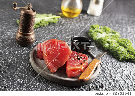 raw tuna with salt and spice raw tuna with salt and spice 83803941