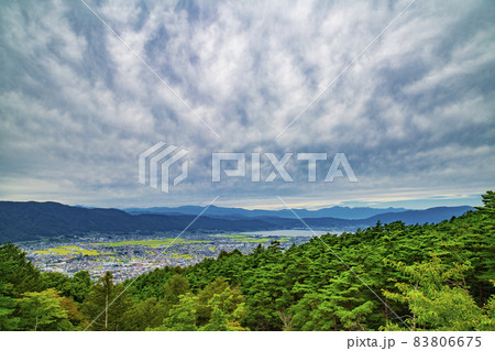 長野県茅野市 永明寺山公園の展望台から見える諏訪盆地 長野県茅野市 永明寺山公園の展望台から見える諏訪盆地 83806675