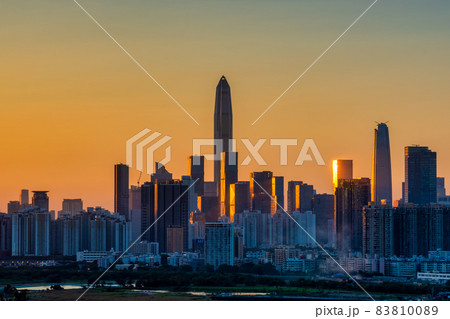 高層ビル街 高層建築 高層階 83810089