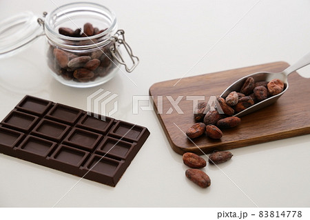 チョコレートの原料、ベトナム産カカオ豆 チョコレートの原料、ベトナム産カカオ豆 83814778