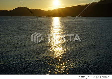 三陸海岸 釜石湾の朝日 三陸海岸 釜石湾の朝日 83817602