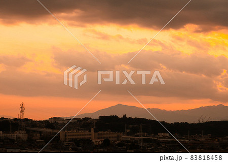 世田谷の富士見坂から見た夕景 83818458