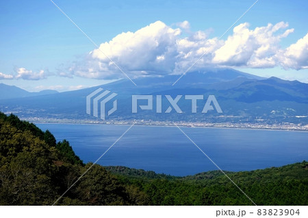 駿河湾　群青　青空　青天　だるま山 83823904