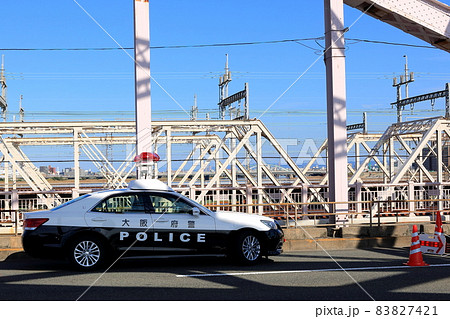 パトカー 回転灯 車 パトカー 回転灯 車 83827421