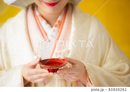 白無垢 綿帽子 白無垢 綿帽子 83830261