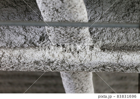 鉄骨の耐火被覆　イメージ 83831696