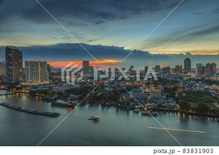 View to Bangkok and Chao Phraya river during sunset 83831903