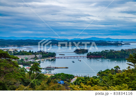 日本三景 松島 西行戻しの松公園から望む絶景 日本三景 松島 西行戻しの松公園から望む絶景 83834116