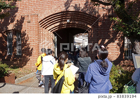 旧中野刑務所正門公開見学会（南面入口） 83839194