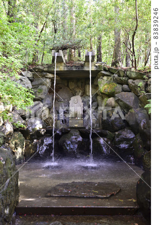 赤山禅院　不動明王の瀧 83839246