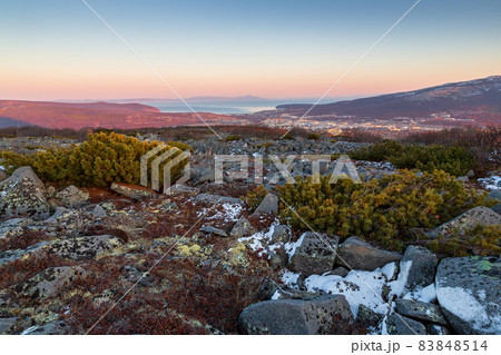 Autumn view from the hill to the northern port city and the sea bay 83848514