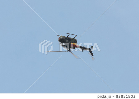 ドイツ陸軍ベルコウBo105P1Mヘリコプター宙返り ドイツ陸軍ベルコウBo105P1Mヘリコプター宙返り 83851903