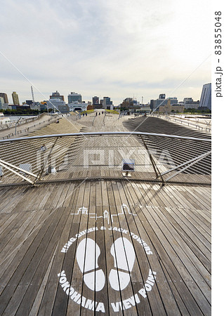 【都市風景】横浜港大さん橋 国際客船ターミナル 【都市風景】横浜港大さん橋 国際客船ターミナル 83855048