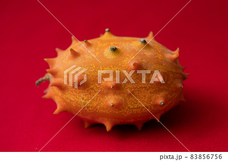 キワーノ 不気味な果物のイメージ写真 キワーノ 不気味な果物のイメージ写真 83856756