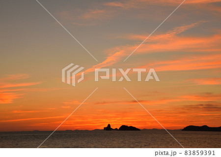 五島灘、角力灘、大角力の夕景 五島灘、角力灘、大角力の夕景 83859391