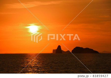 五島灘、角力灘、大角力の夕景 83859427