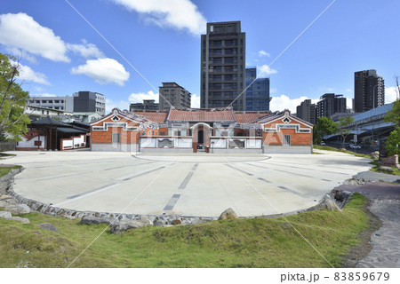 伝統的建造物 歴史建築 歴史的建築物 83859679