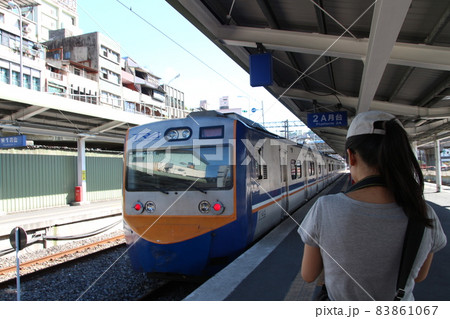 電車 列車 イベント列車 83861067