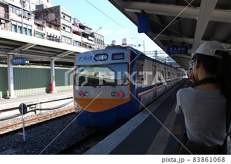 電車 列車 イベント列車 83861068