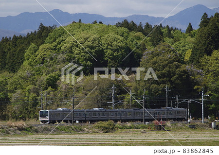 初夏の宇都宮線205系(宇都宮⇔黒磯:日光線車両代走) 初夏の宇都宮線205系(宇都宮⇔黒磯:日光線車両代走) 83862845